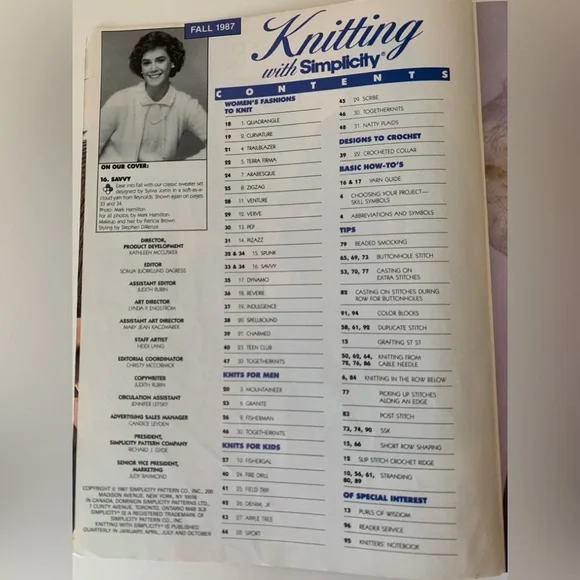 Knitting With Simplicity Magazine 30 Winning Fall Designs Full Patterns Included - Picture 3 of 17
